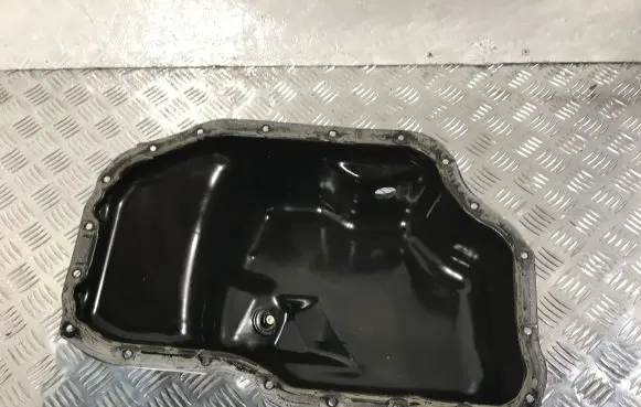 Oil sump