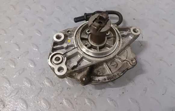 Nissan Murano Z51 Vacuum pump 146501AT0A