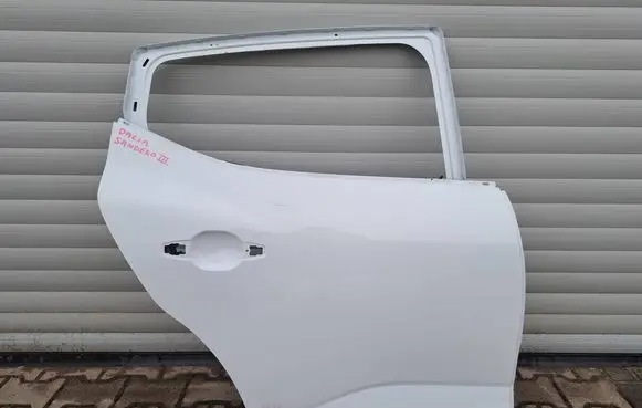 Dacia Sandero III Rear door