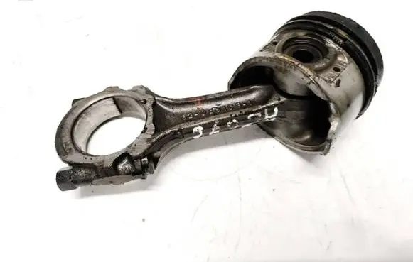 Nissan Primera Piston with connecting rod