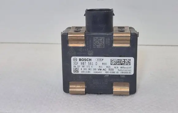 Volkswagen Golf VII Distronic sensor radar 3QF907561D 3QF907572A