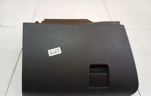Opel Astra H Glove box 13116947