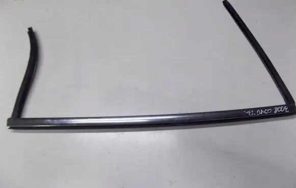 Peugeot 308 SW Rear door trim (molding) 20DP56