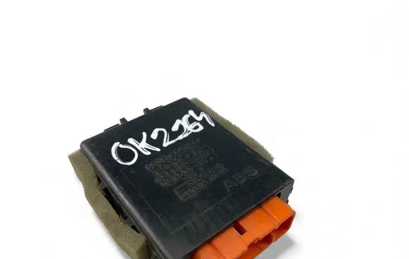 Toyota Highlander XU50 Other control units/modules 8598033011