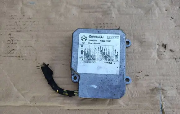 Volkswagen Caddy Airbag control unit/module 6Q0909605AJ