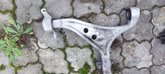 Mercedes-Benz GL X166 Front lower control arm/wishbone 1663300207 730800106100