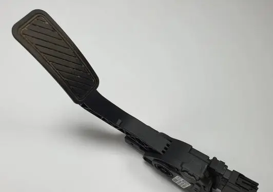 Ford Fiesta Accelerator throttle pedal 8V21-9F836-AB