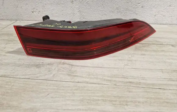 Jaguar E-Pace Rear/tail lights J9C3-13404-cc