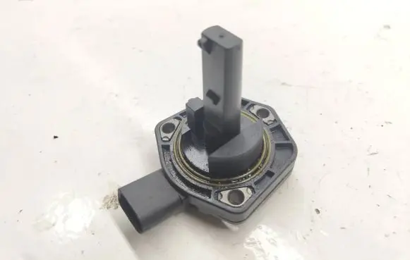 Seat Leon (1M) Oil level sensor 1J0907660B 6PR00807902