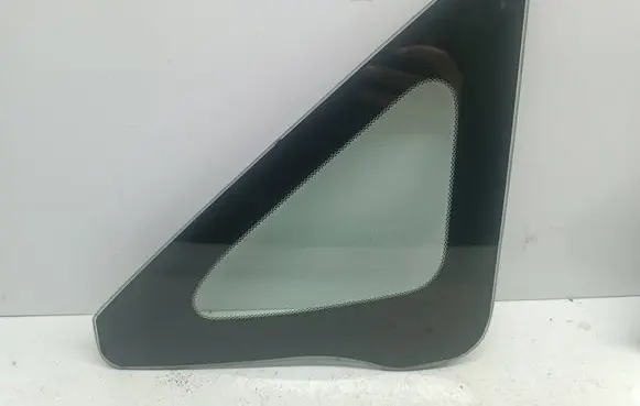 Honda FR-V Front triangle window/glass 43R00122 M2H3SAS2 DOT20