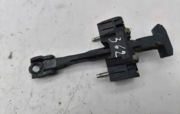 Volvo V50 Rear door check strap stopper