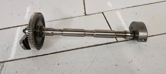 Citroen C4 Cactus Oil pump balance shaft 9809835080