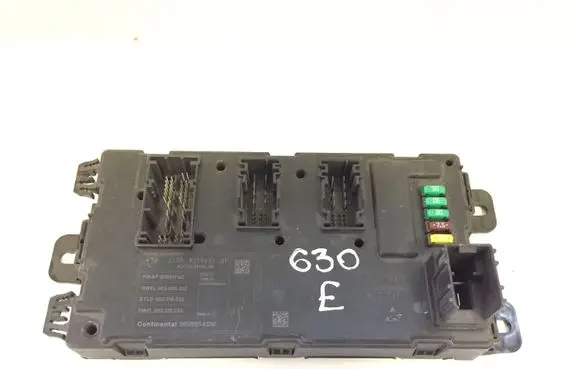 BMW 1 F20 F21 Fuse module 9279822 927982201