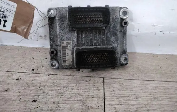 Alfa Romeo 166 Engine control unit/module ECU 0261207729