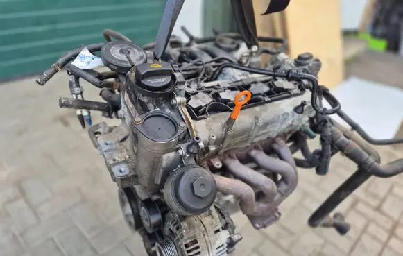 Volkswagen Golf Plus Engine