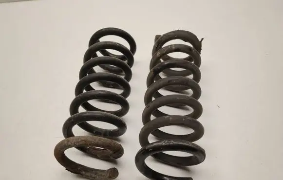 Mercedes-Benz C W204 Rear coil spring A2043240604