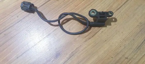 Mazda 626 Crankshaft position sensor J5T151 FSD7719720
