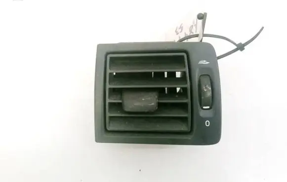 Volvo V50 Dash center air vent grill Y01102
