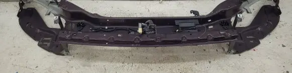 Volvo V50 Top upper radiator support slam panel 