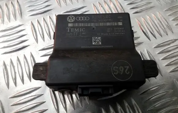 Volkswagen Golf V Other control units/modules 1K0907530C