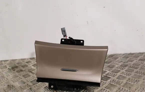 Jeep Grand Cherokee Dashboard storage box/compartment 