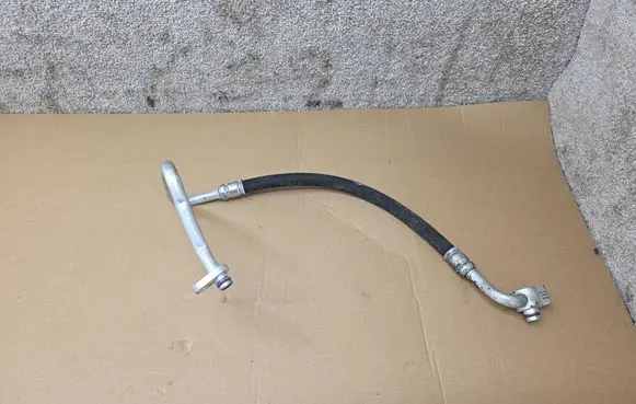 Skoda Kamiq Air conditioning (A/C) pipe/hose 2Q0816721E