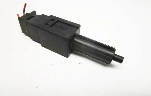 Nissan Primera Brake pedal sensor switch