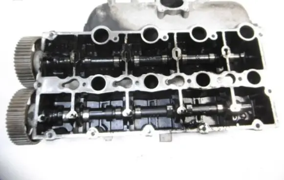 Chrysler Grand Voyager IV Camshaft 90132393F