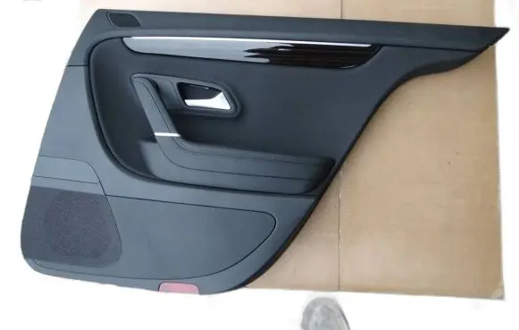 Volkswagen PASSAT CC Rear door card panel trim