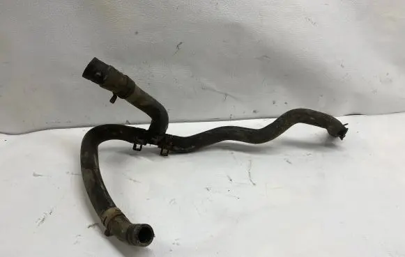 Volkswagen Multivan T4 Engine coolant pipe/hose