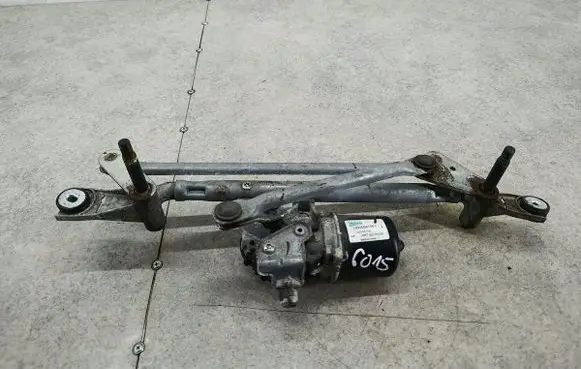 Opel Mokka X Front wiper linkage 