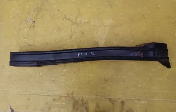 Audi A3 S3 8V Fender foam support/seal 8V0864235