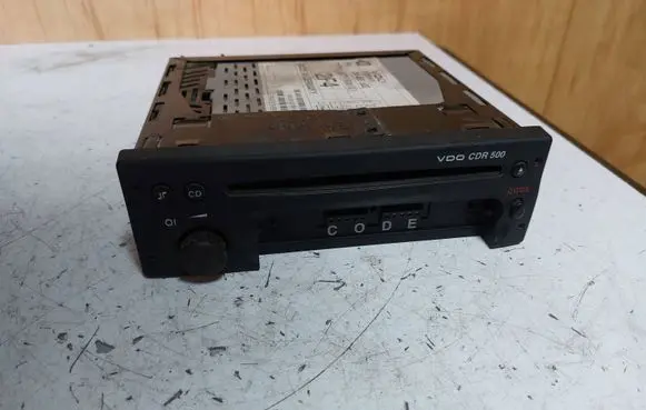Opel Frontera B Radio/CD/DVD/GPS head unit 330886636 24469302 CDE500
