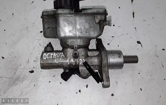 Skoda Octavia Mk2 (1Z) Master brake cylinder 1K1611301C