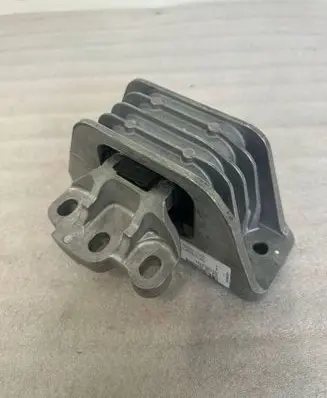 Volkswagen Crafter Engine mount vacuum valve 7LE199262