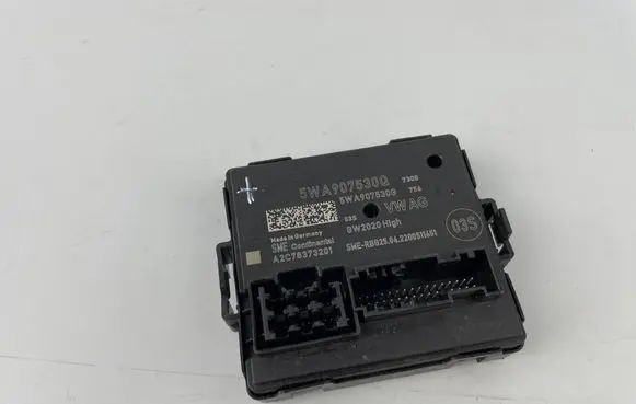 Volkswagen Golf VIII Gateway control module 5WA907530Q 5WA907530G