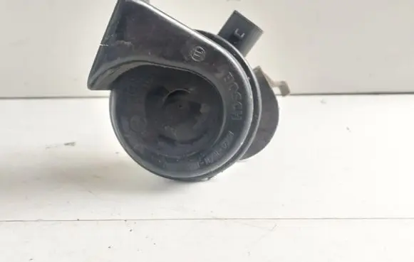 Skoda Octavia Mk2 (1Z) Horn signal 011157