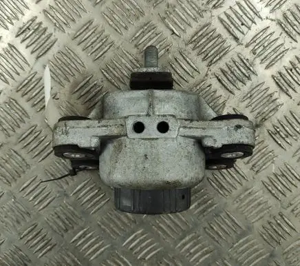 Land Rover Discovery 5 Engine mount bracket FPLA6A003B FPLA6A003BB
