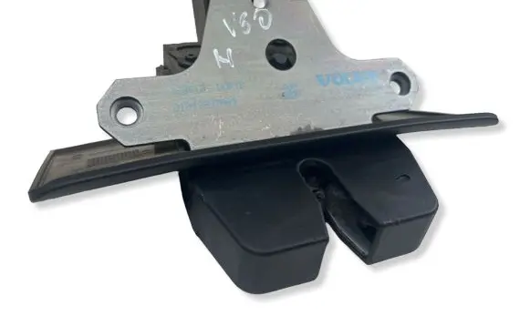 Volvo V60 Tailgate/trunk/boot lock/catch/latch 31335045