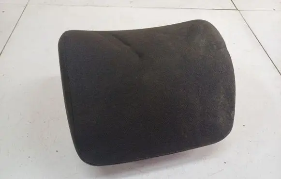 Mercedes-Benz C W203 Front seat headrest 