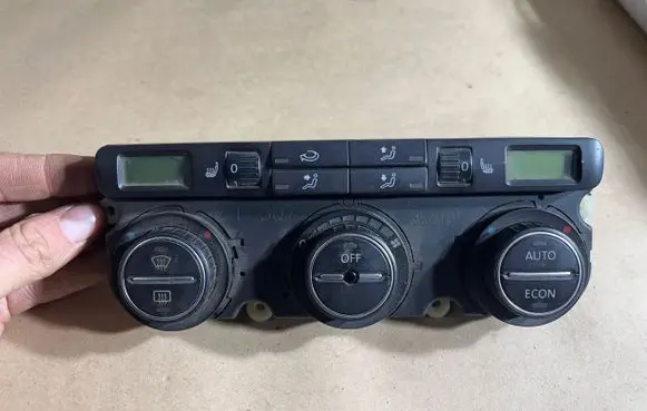 Volkswagen PASSAT B6 Climate control unit 3C0907044BB 5HB00873261