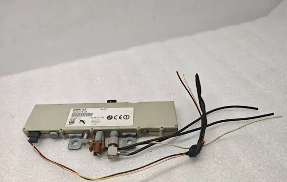 BMW 5 E39 Aerial antenna amplifier 6906078 690607803 11875401