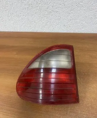 Mercedes-Benz E W210 Rear/tail lights A2108204764 E304