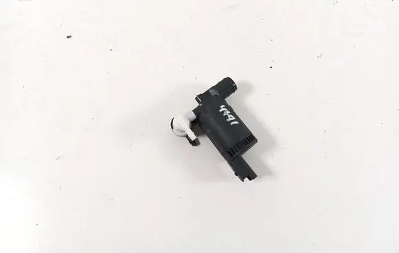 Peugeot 408 P54 Windscreen/windshield washer pump 9825893480