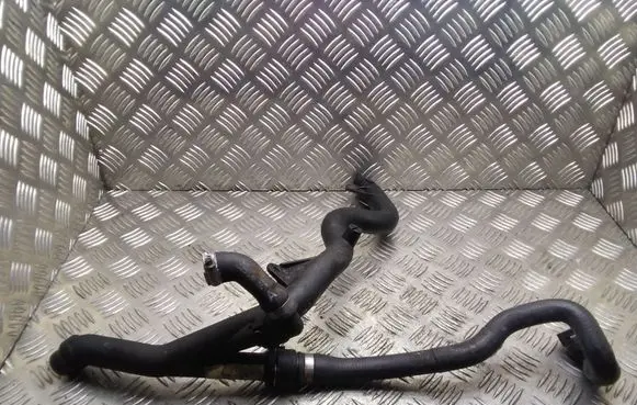 BMW 1 E81 E87 Engine coolant pipe/hose 1437865