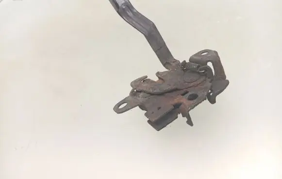 Toyota Auris 150 Engine bonnet/hood lock/catch