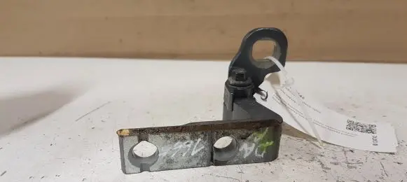 Volvo V40 Front door upper hinge A046572