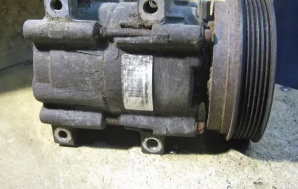 Ford Puma Air conditioning (A/C) compressor (pump) 97FW19D629