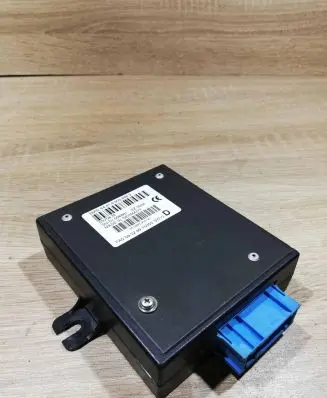 BMW 5 E39 Voice control module 6903886