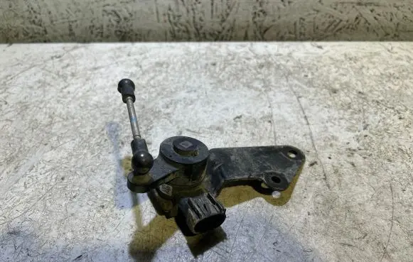 Ram 1500 Rear height level sensor lever 68277076AC T11323002940